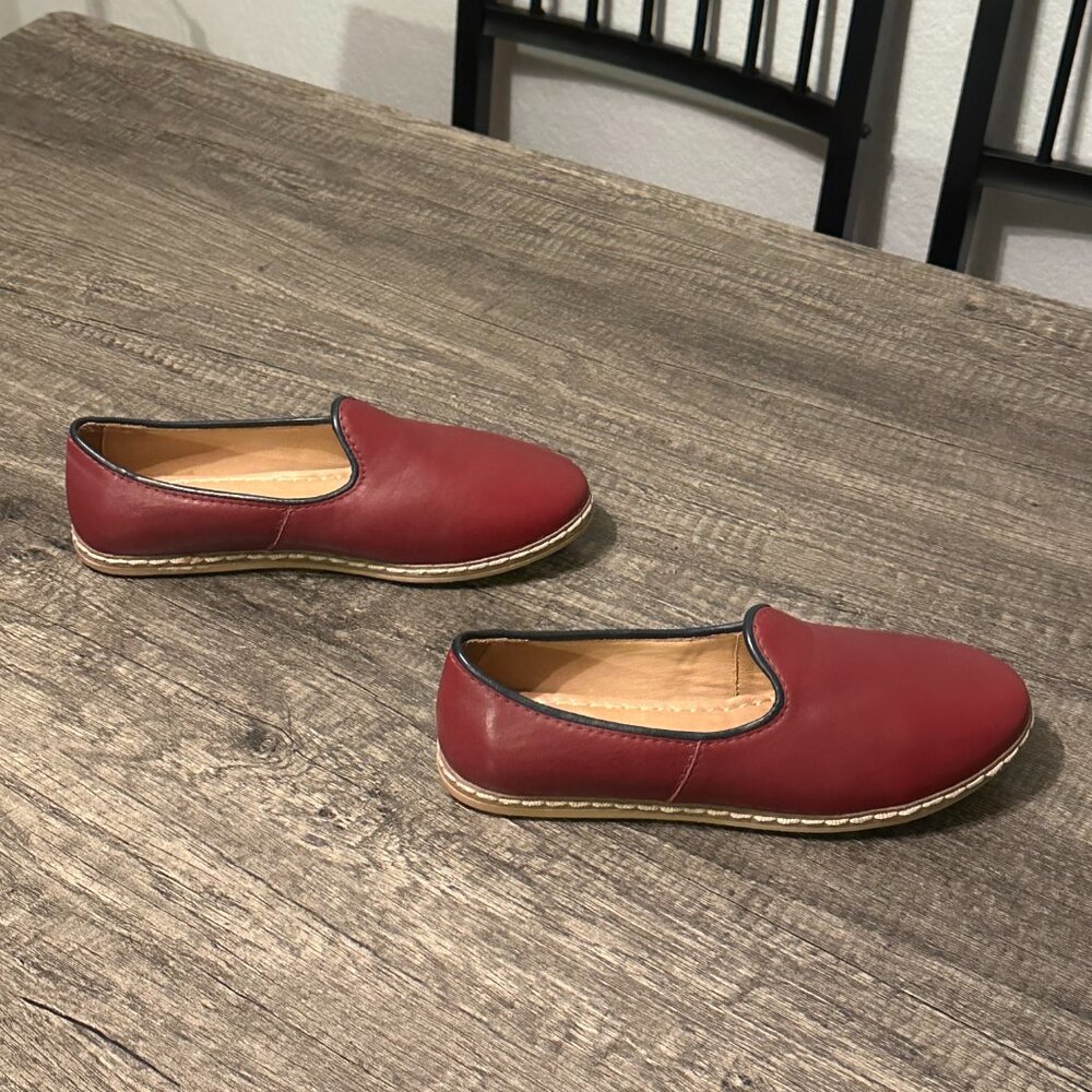 Charix Classic Bordeaux Slip-On, Size 37 - Picture 4 of 7